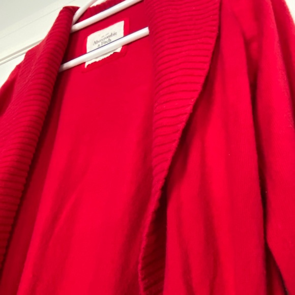 A&F red cardigan - Picture 2 of 4